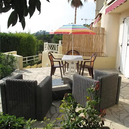 Hotel Le Chaudron 2*